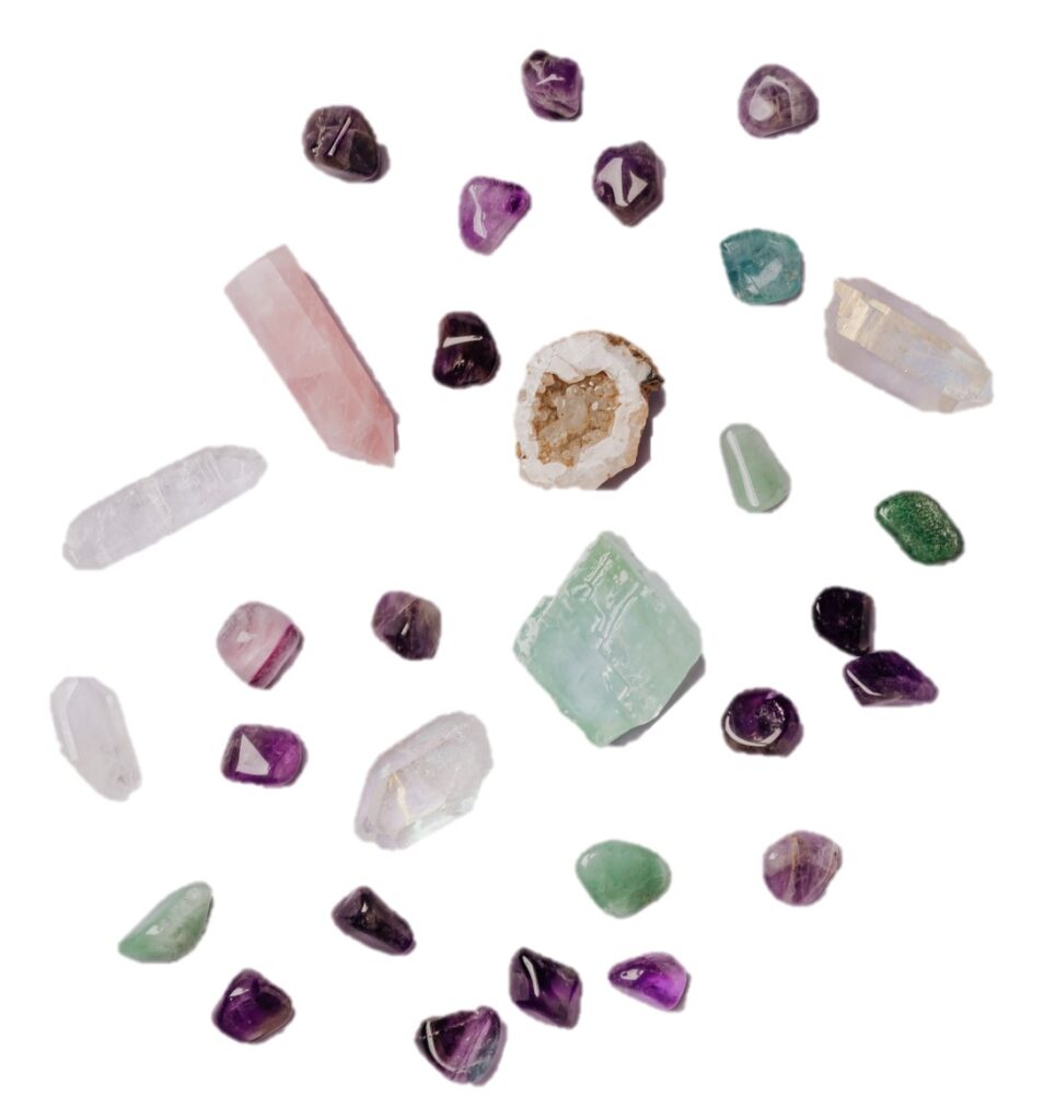 Aqui temos as os cristais que são peças fundamentais para uma seção de reiki.